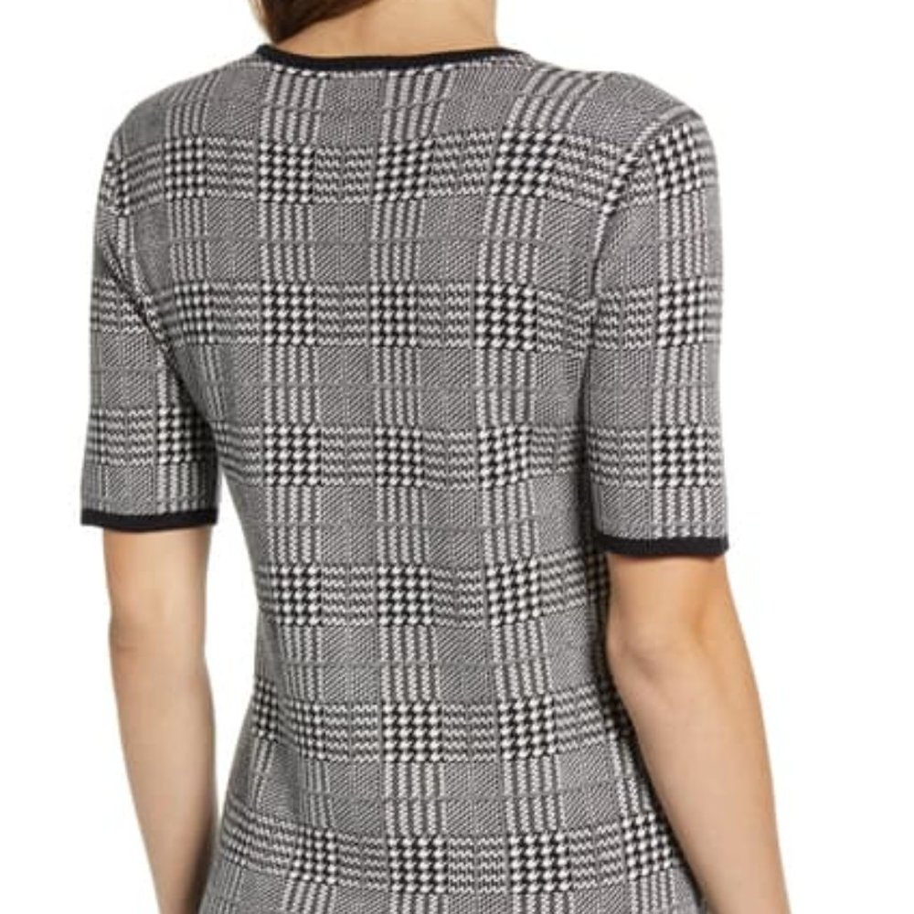 Vince Camuto Houndstooth Plaid Short Sleeve Top